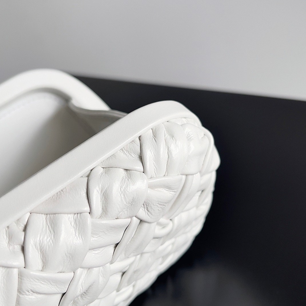 Fake Bottega Veneta Knot Minaudiere Clutch White Foulard