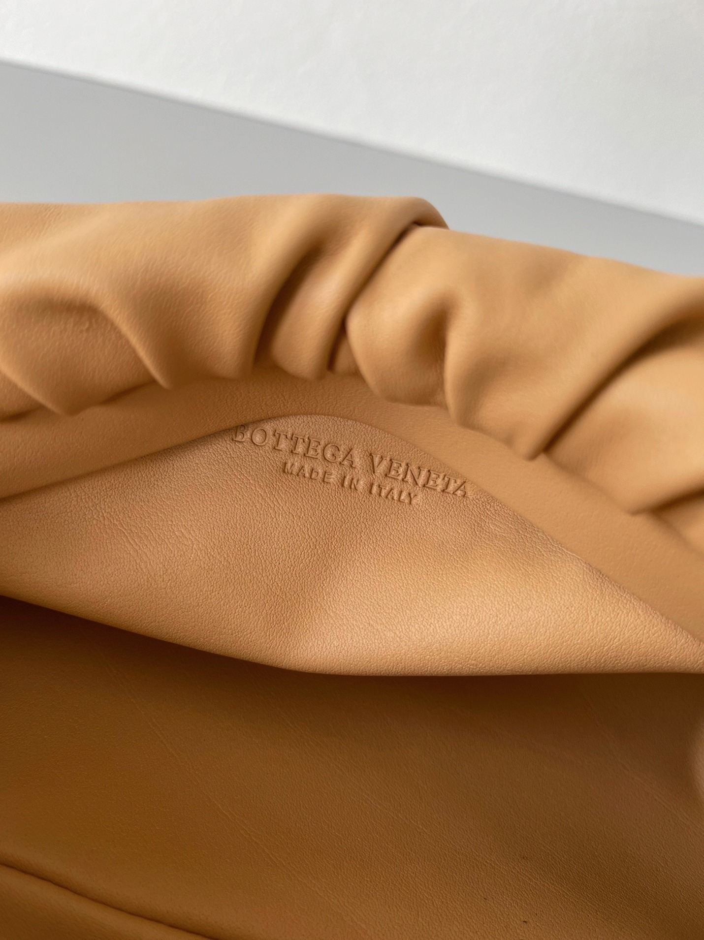 Fake Bottega Veneta The Chain Pouch Bag Almond