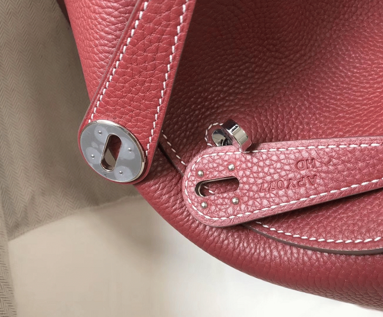 Knockoff Hermes Lindy 26cm handbag in bordeaux