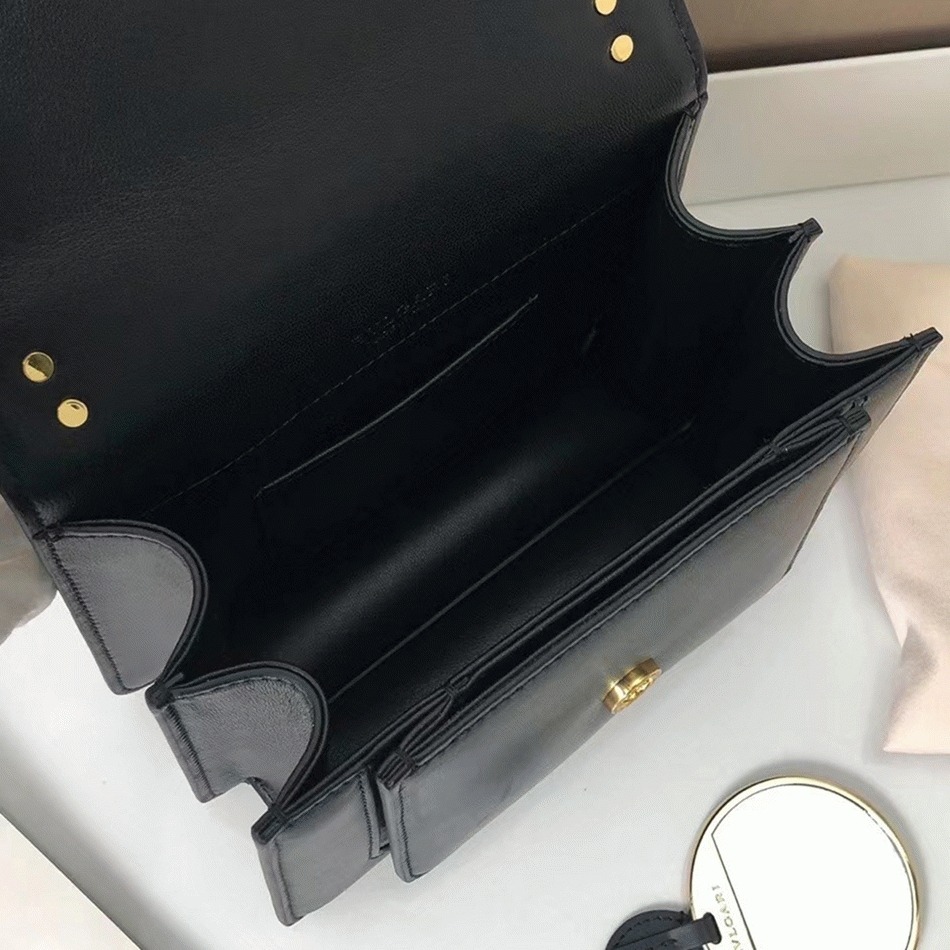 Replica Bvlgari Serpenti Forever Small Crossbody Bag with Chain Black