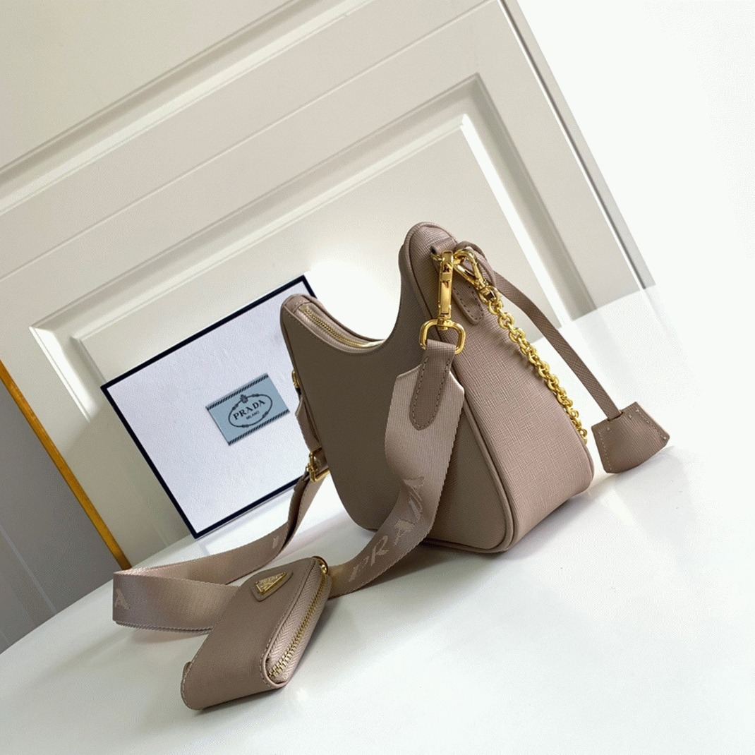 Prada Re-Edition 2005 Shoulder Bag Fake in Taupe