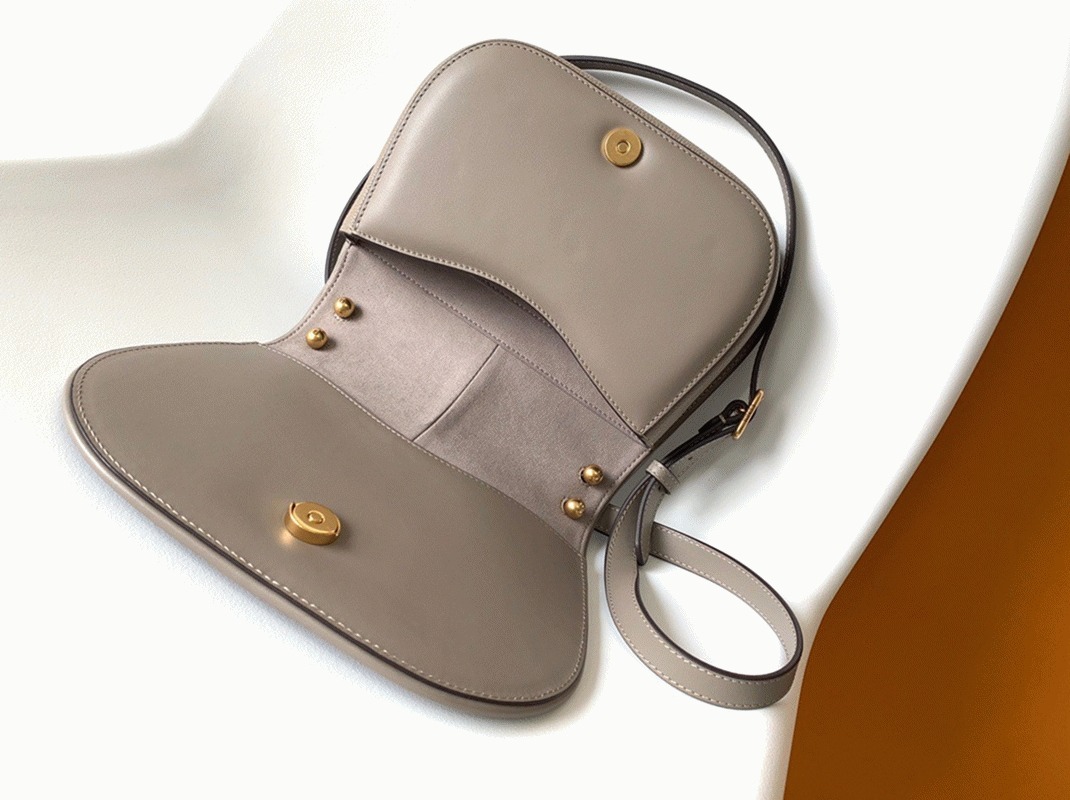 Top Quality Fake Fendi C’mon Medium Bag in Grey