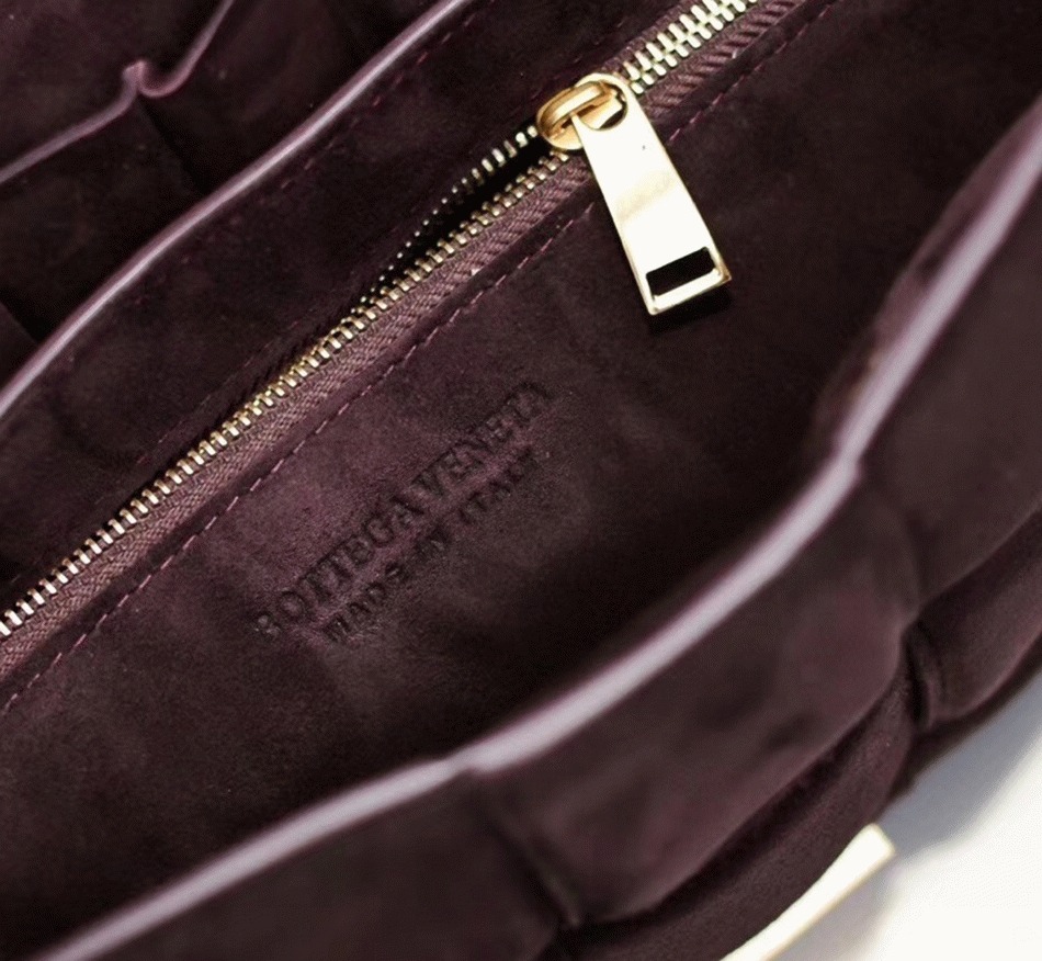 Top Quality Replica Bottega Veneta Chain Cassette Bag In Fondant