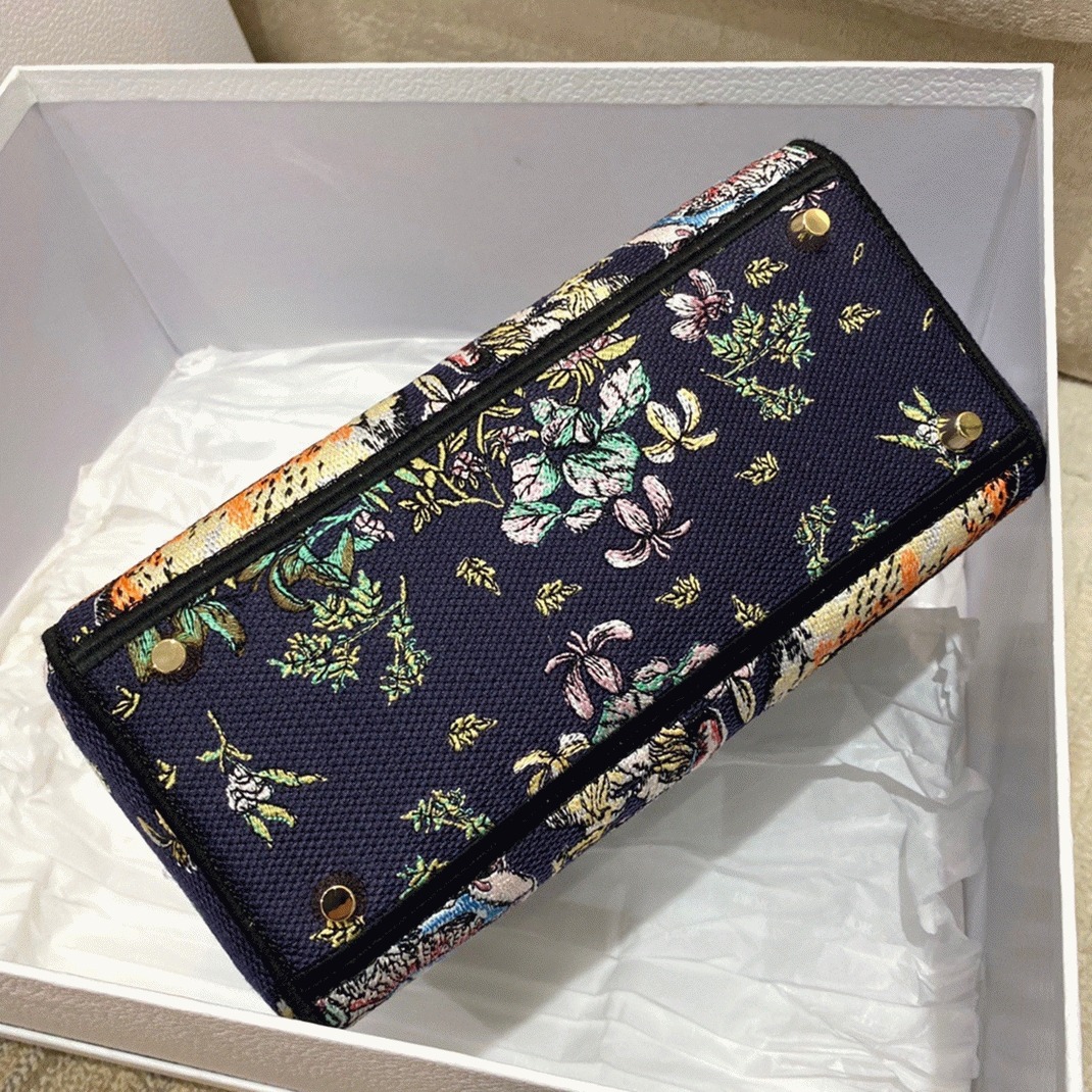 Dior Lady D-Lite Medium Bag Replica in Blue D-Constellation Embroidery