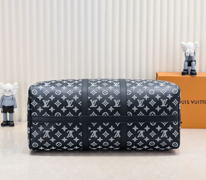 LV Monogram Shadow Keepall Bandouliere 50 In Black