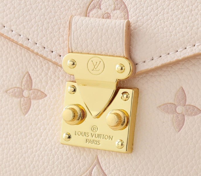 LV Metis Pochette Eden
