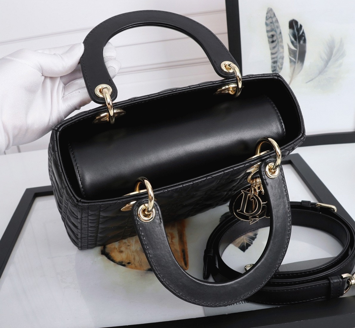 Dior Lady Dior Medium Bag Replica in Black