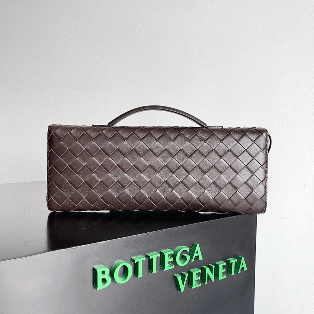 Replica Bottega Veneta Andiamo Clutch with Handle Fondant Intrecciato Lambskin
