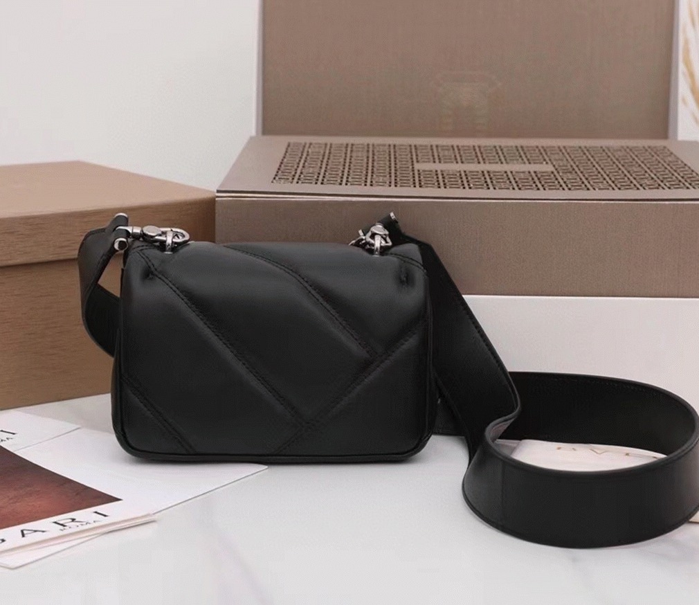 Fake Bvlgari Serpenti Cabochon Mini Bag Black Calfskin