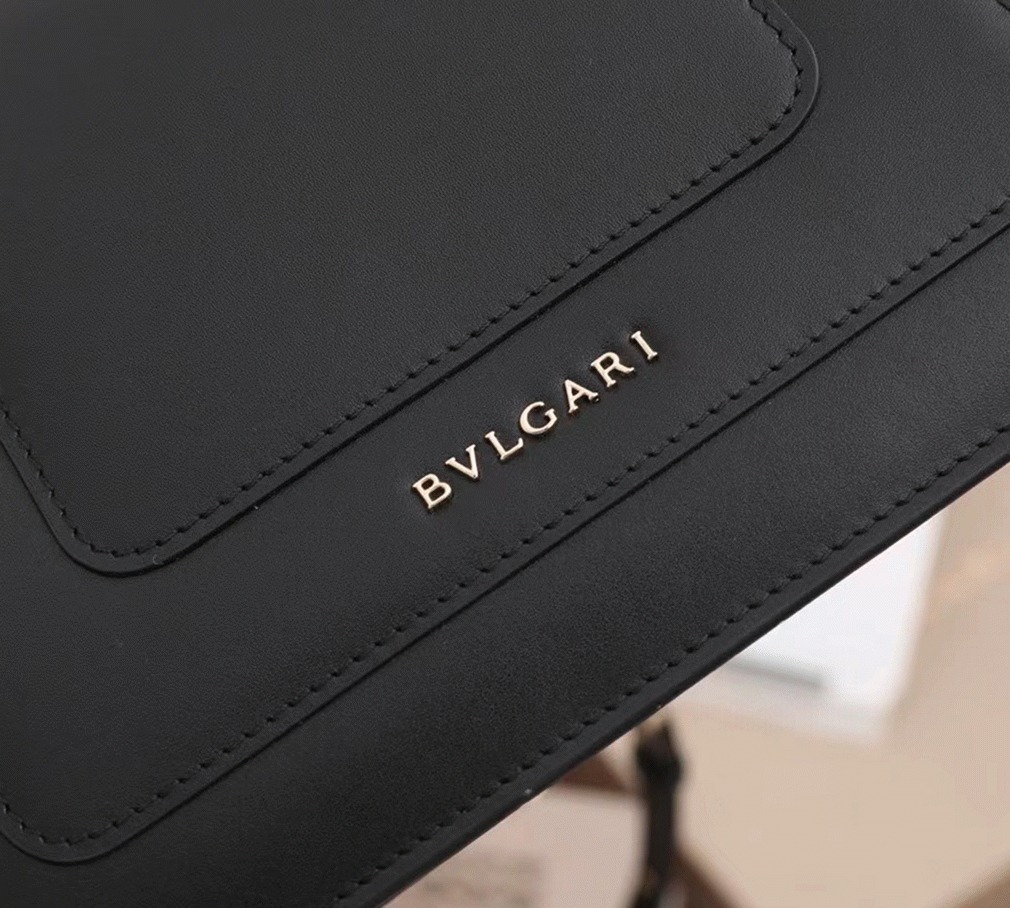 Replica Bvlgari Serpenti Forever Small Cross-body Bag Black Calfskin