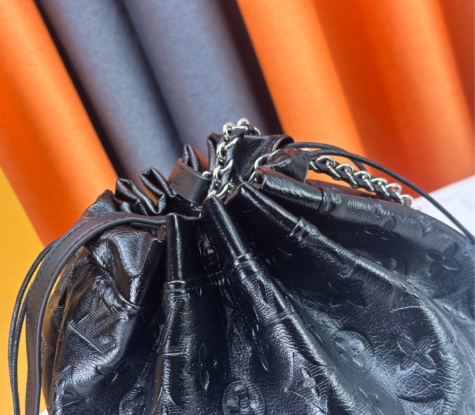 LV Cruise 2025 Noe Trunk PM In Black