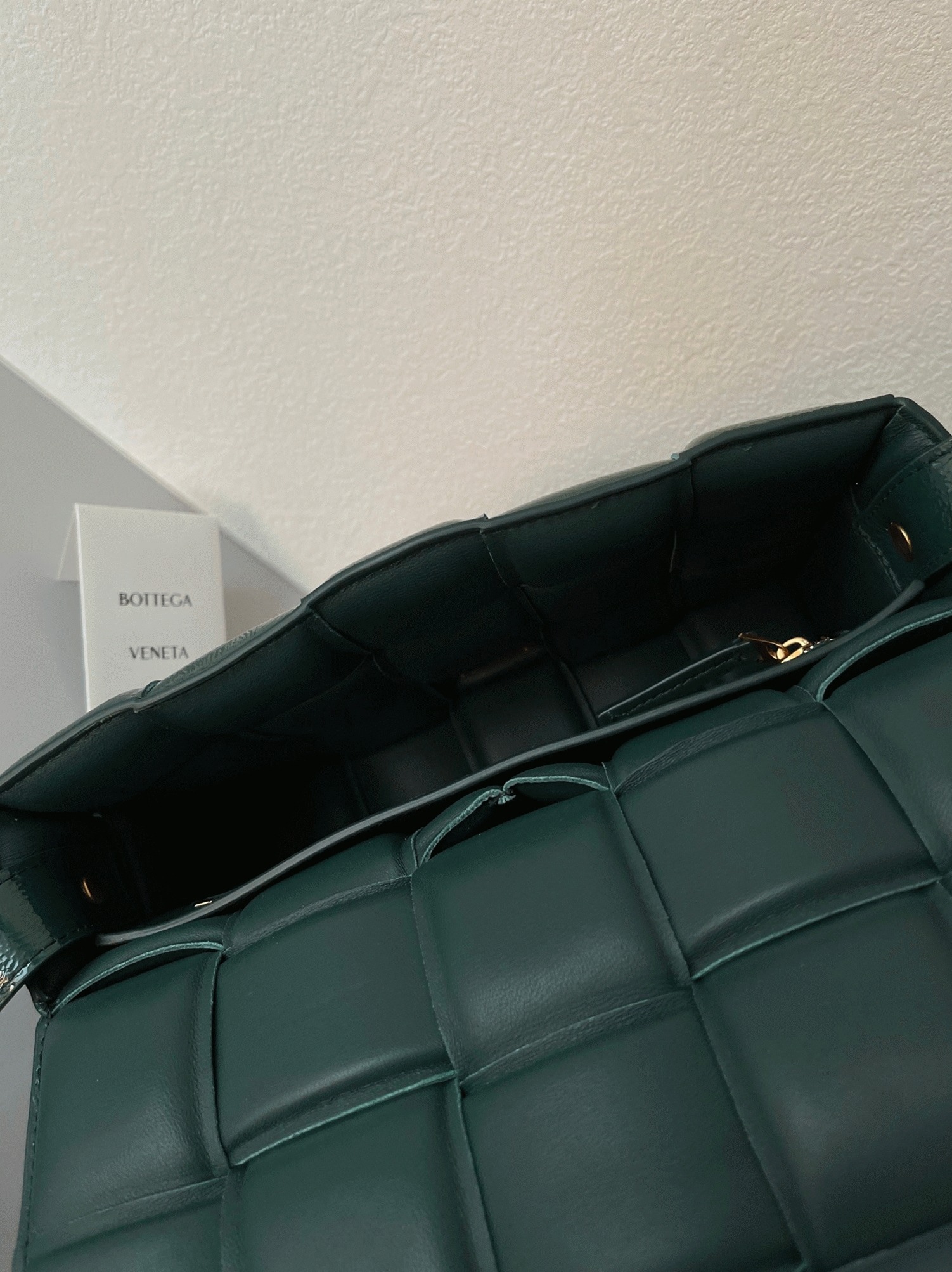 Top Quality Replica Bottega Veneta Padded Cassette Bag In Green