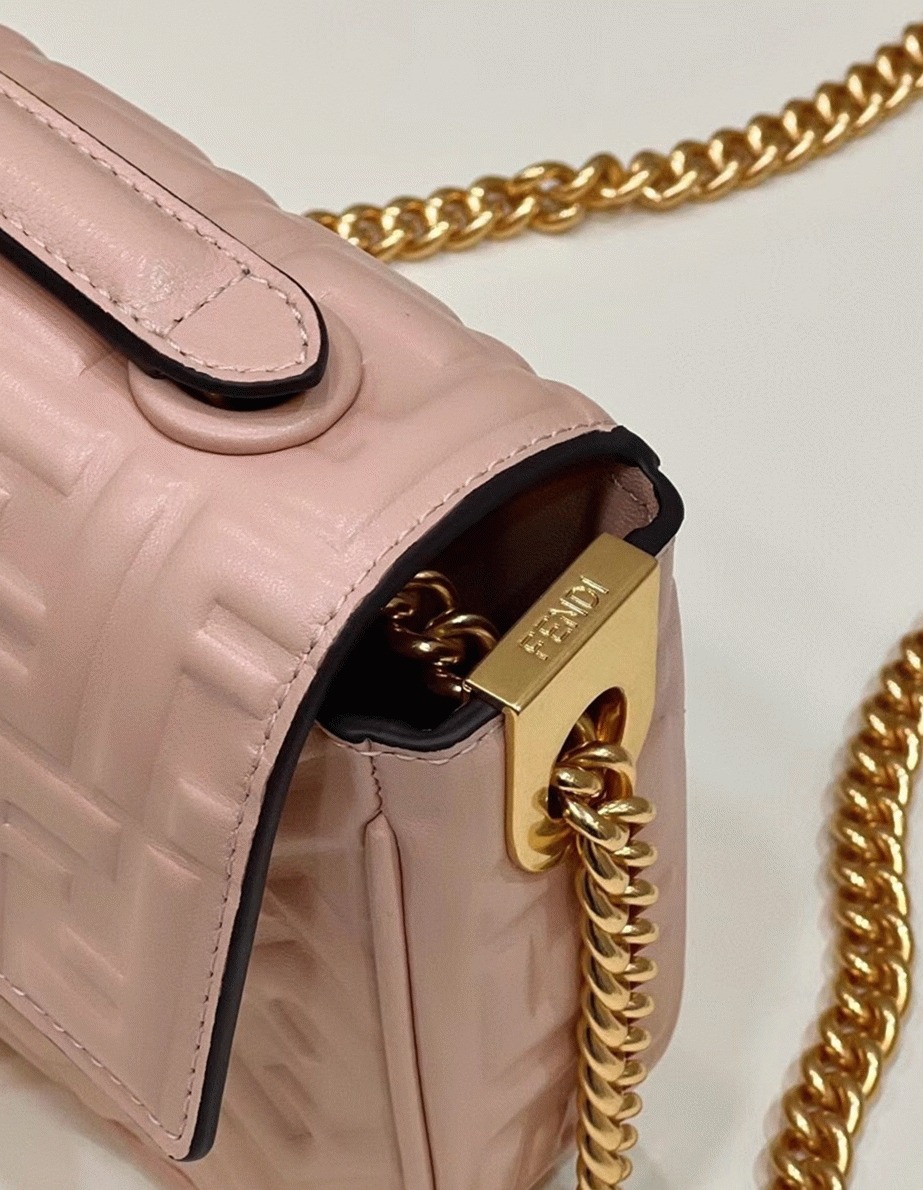 Top Quality Faux Fendi Baguette Chain Midi Bag In Powder