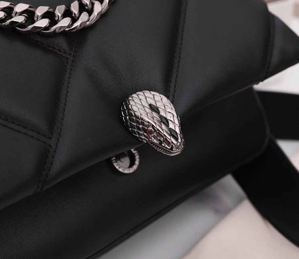 Knockoff Bvlgari Serpenti Cabochon Medium Bag Black Calfskin