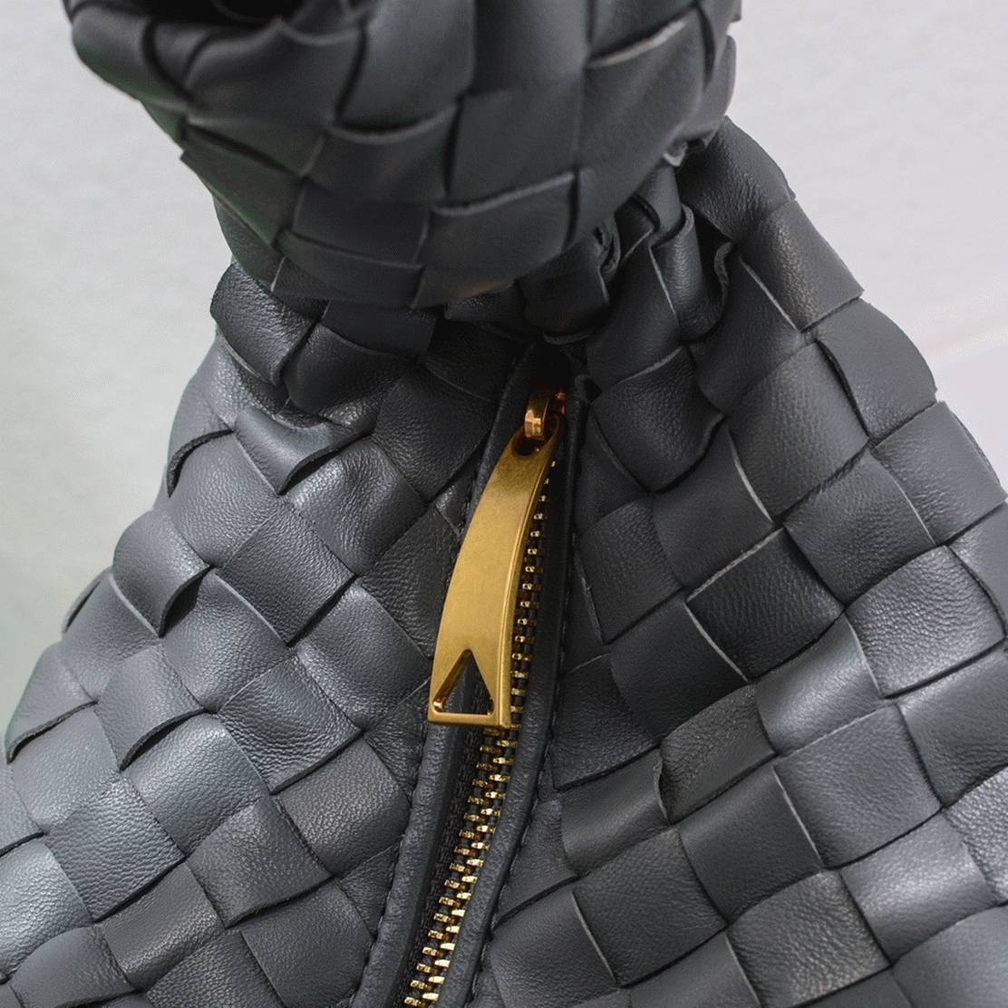 Replica Bottega Veneta BV Jodie Teen Bag Thunder