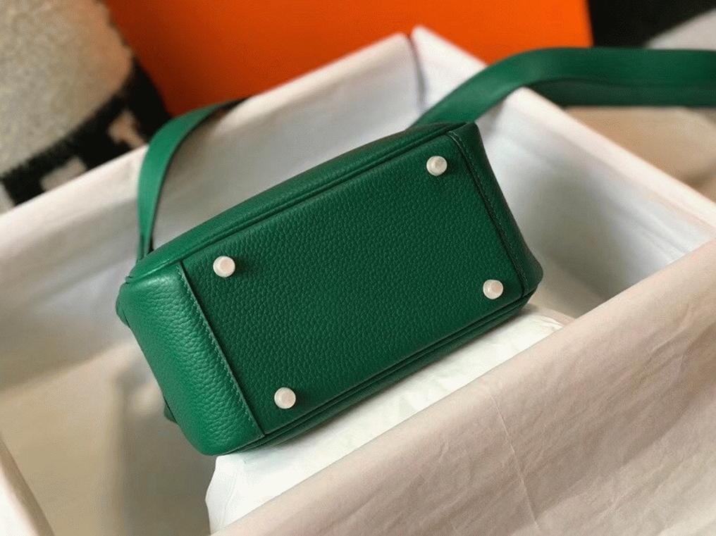 Designer replica Hermes Lindy Mini handbag in green clemence leather