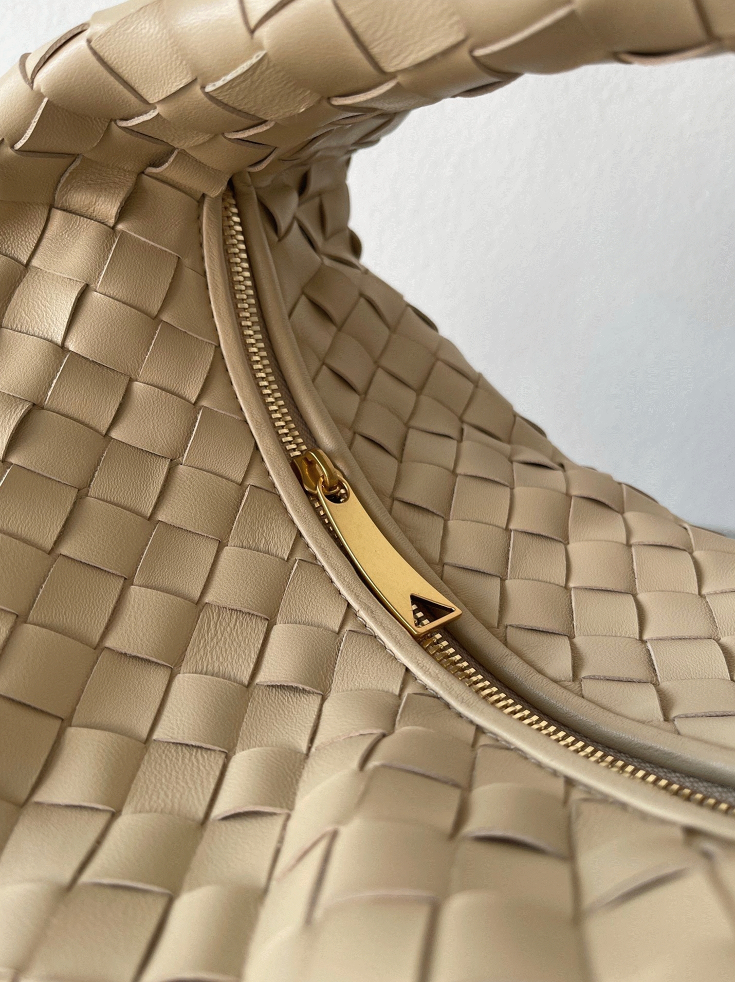 Faux Bottega Veneta BV Jodie Teen Bag Porridge