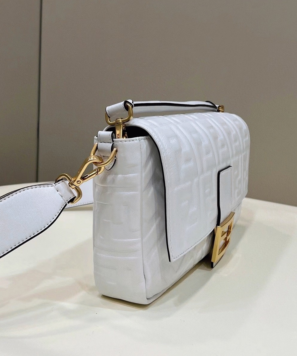 Top Quality Knockoff Fendi Large Baguette Bag In White FF