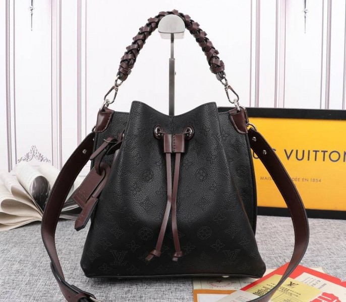 LV Mahina Muria Bag In Black