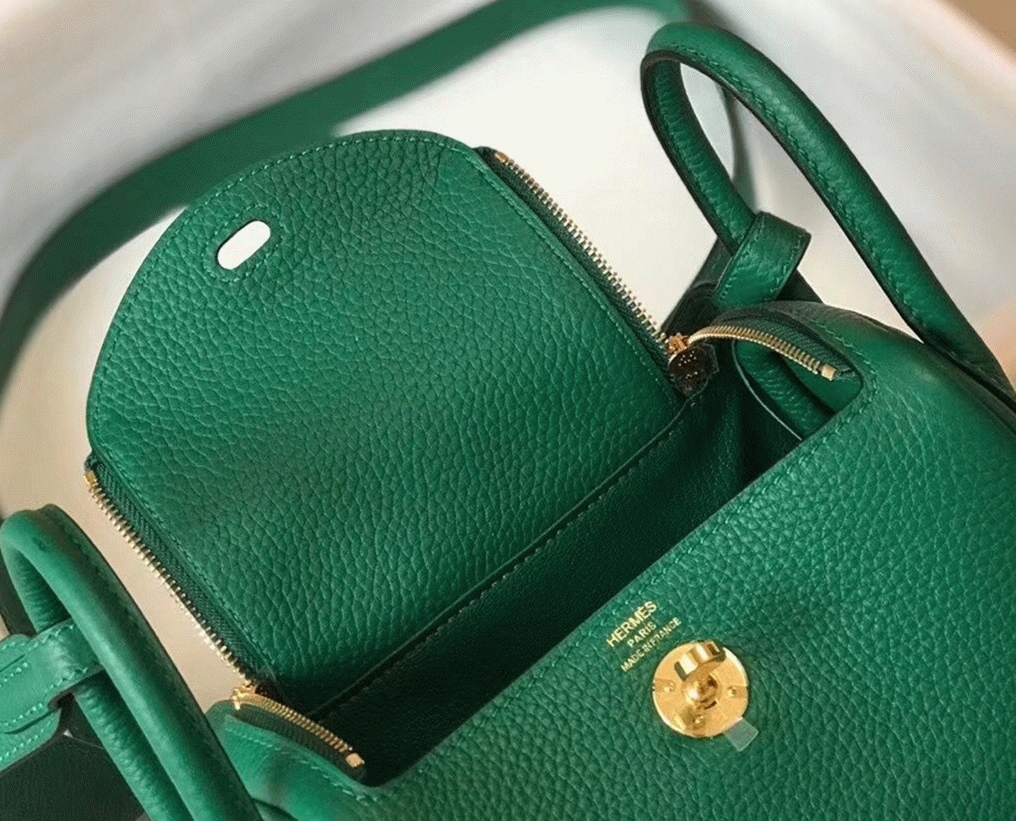 Designer replica Hermes Lindy Mini handbag in green clemence leather