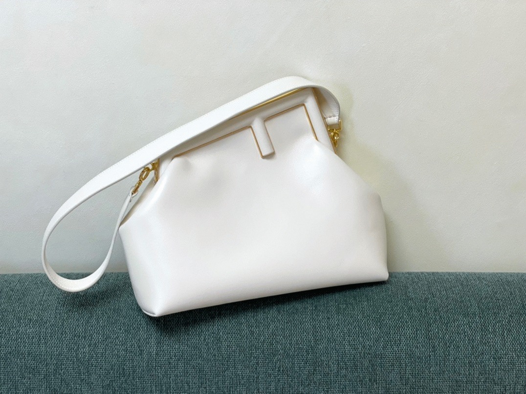 Top Quality Replica Fendi First Medium Bag In White Nappa Leather
