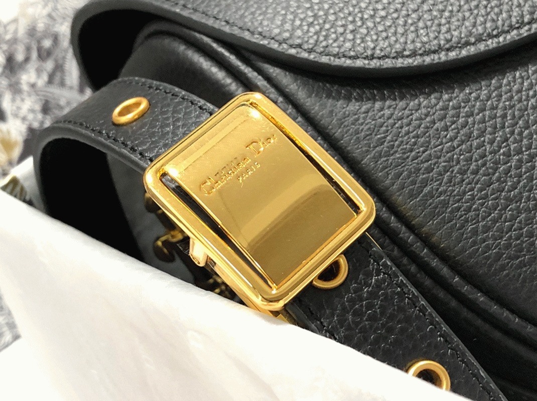 Dior Bobby Medium Bag Knockoff in Black