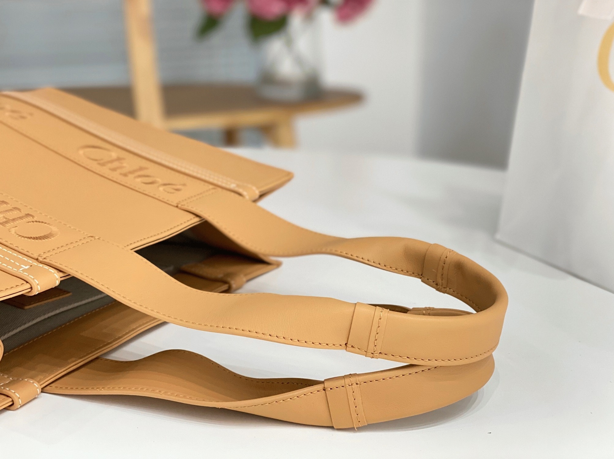 Top Quality Knockoff Chloe Woody Medium Tote Bag In Beige Calfskin