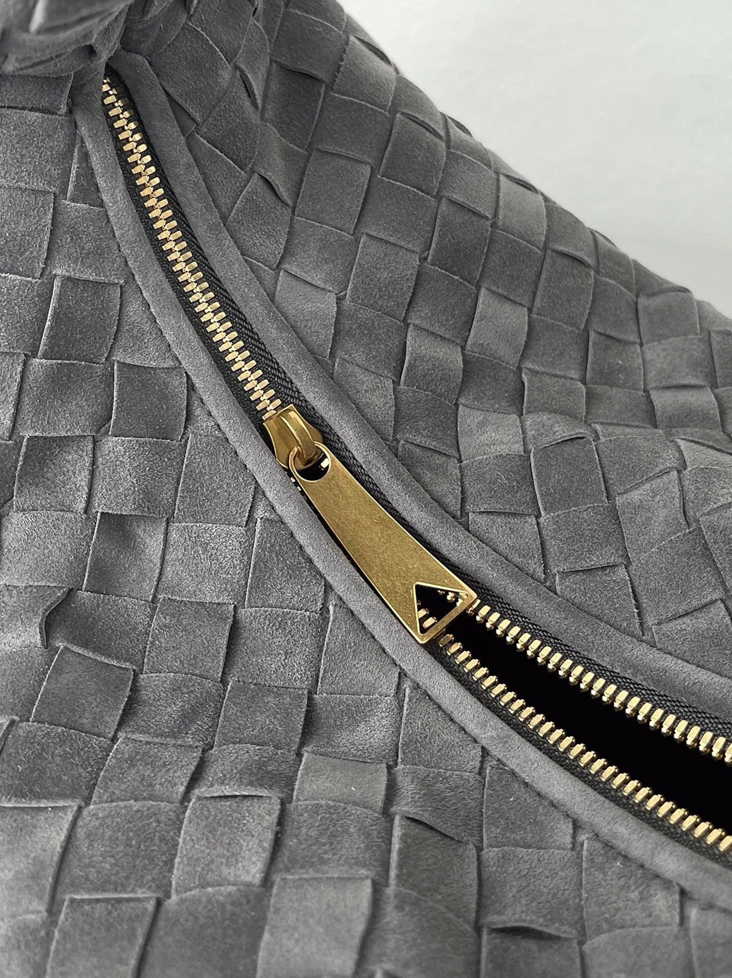 Fake Bottega Veneta BV Jodie Teen Bag Thunder
