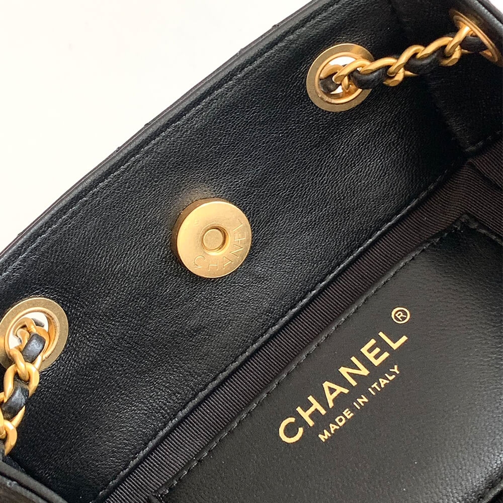 CHANEL Backpack(high-end grade)