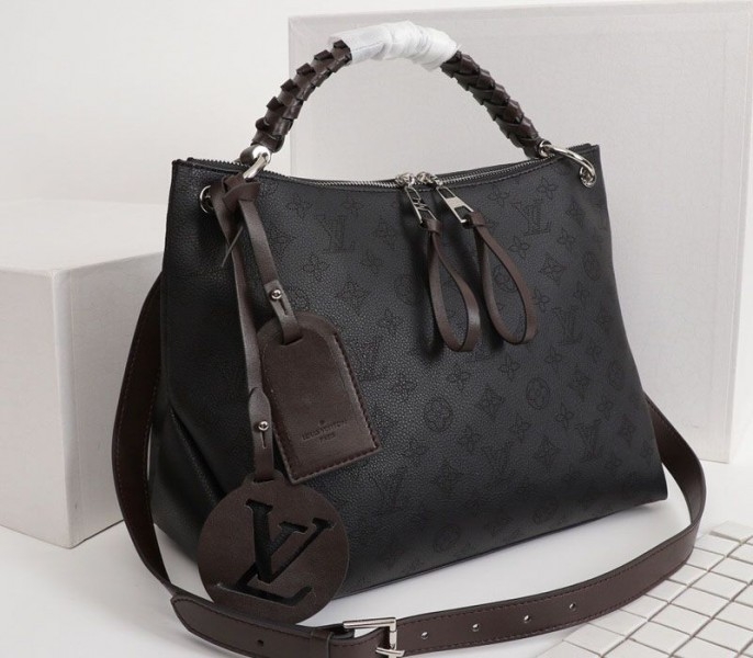 LV Mahina Beaubourg MM Hobo In Black