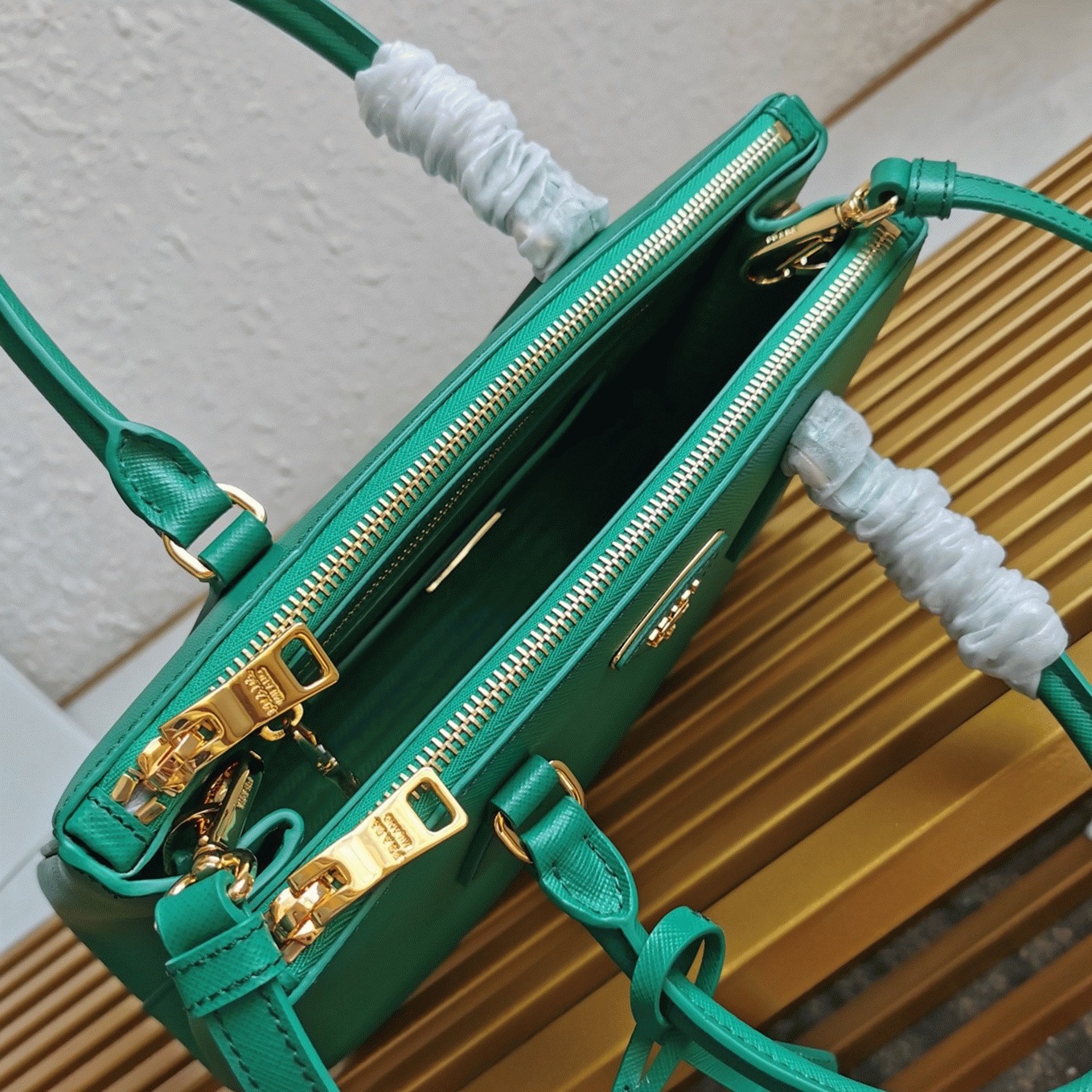 Mango Prada Galleria Medium Bag Fake