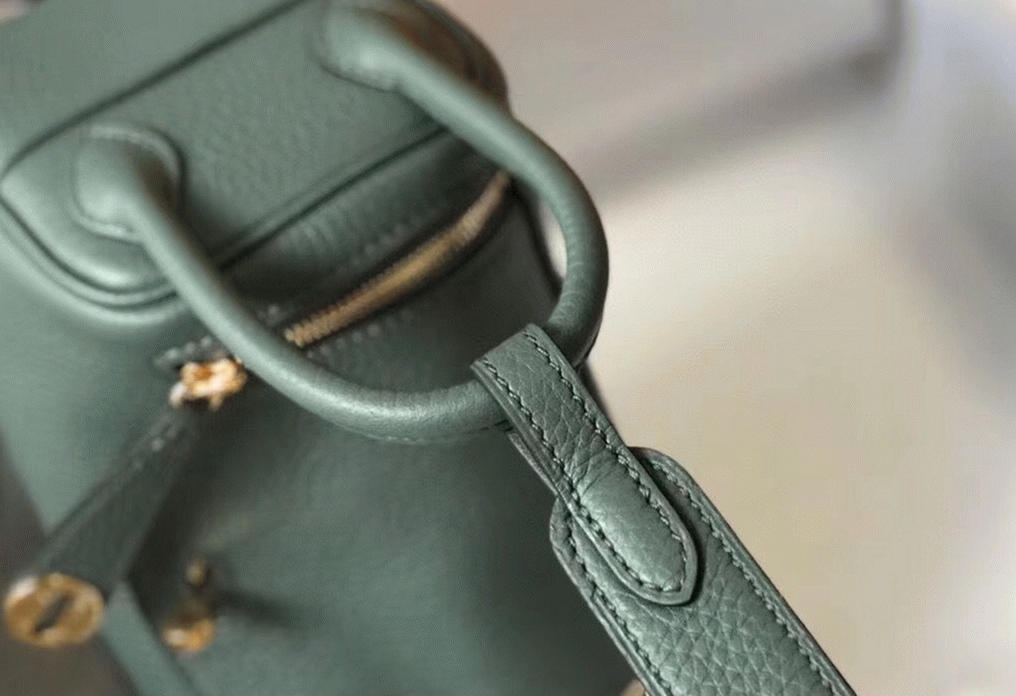 Best replica Hermes Lindy Mini handbag in vert amande