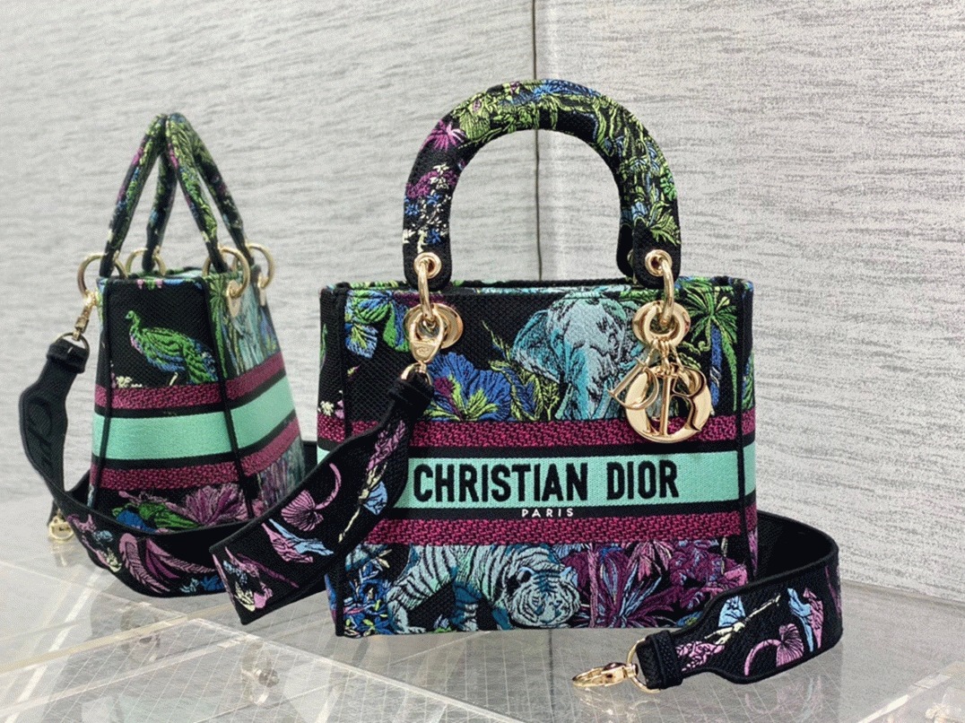 Dior Lady D-Lite Medium Bag Replica in Blue Toile de Jouy Voyage Embroidery
