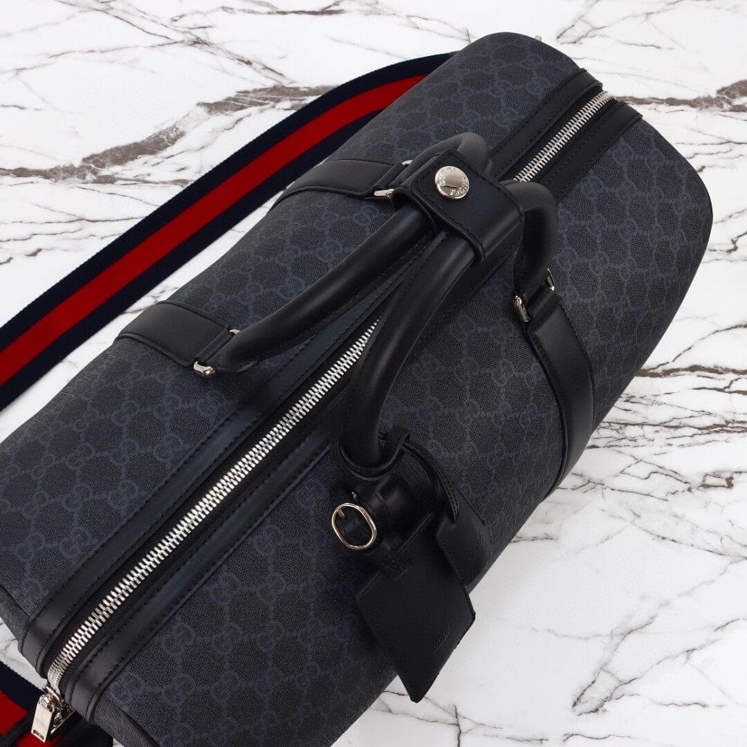 Gucci Savoy medium duffle bag