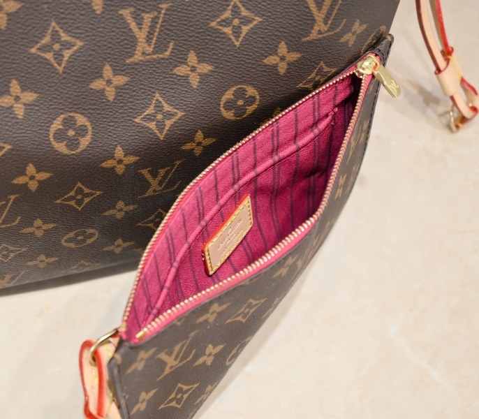 Louis Vuitton Monogram Canvas Neverfull MM Tote In Red