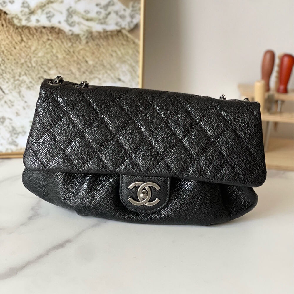Chanel Vintage Cloud Bag(high-end grade)
