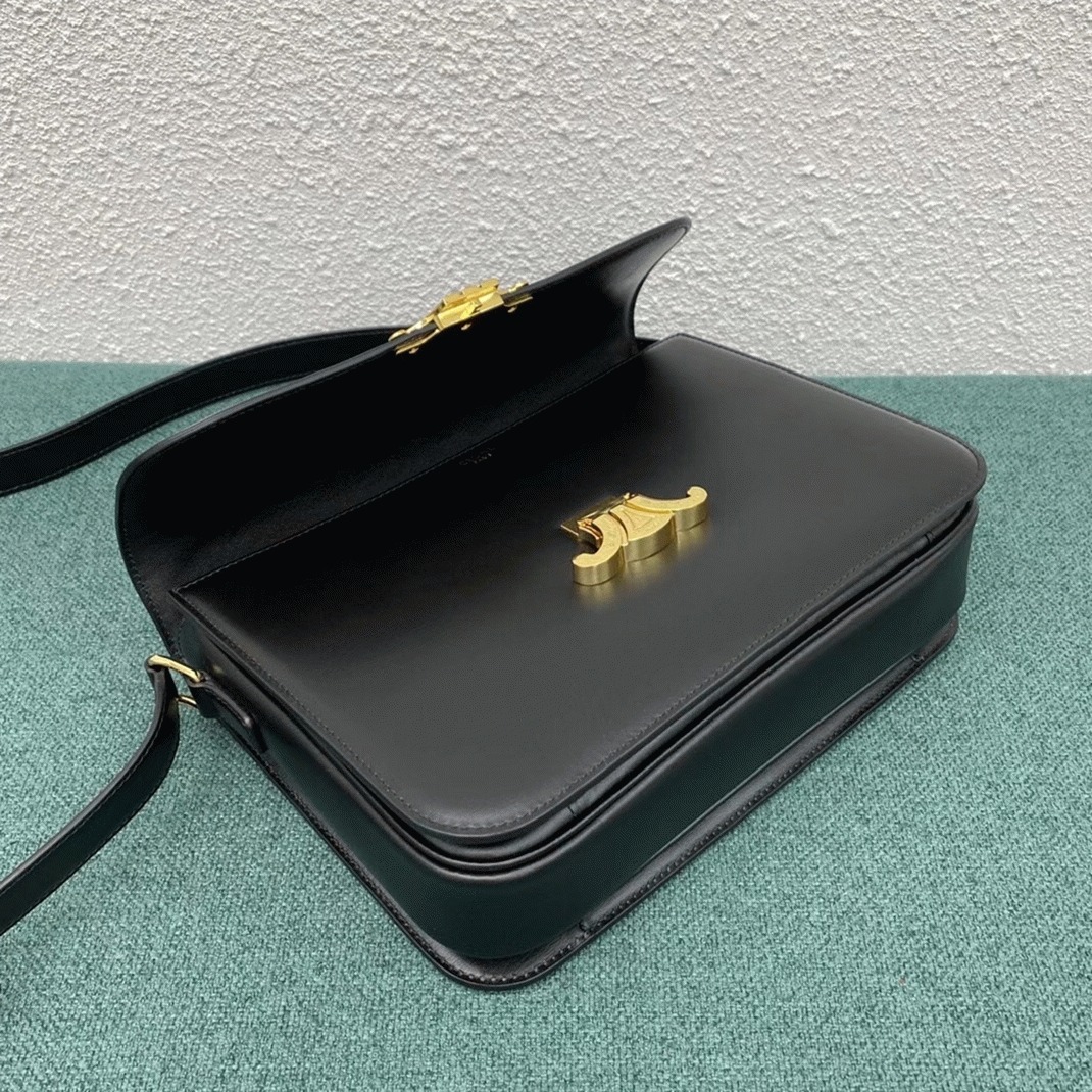 Top Quality Knockoff Celine Triomphe Large Bag In Black