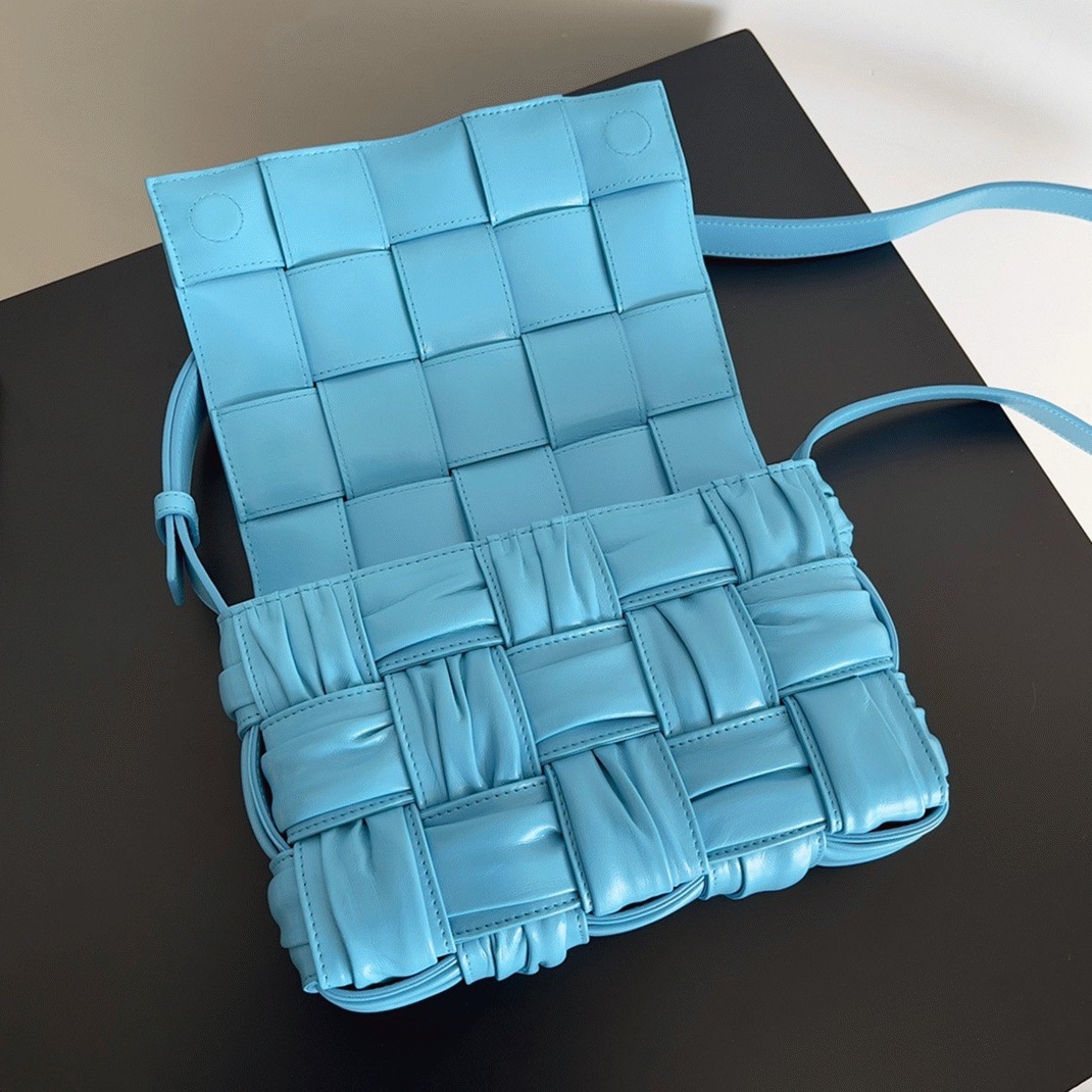 Top Quality Bottega Veneta Cassette Bag In Pool Foulard Intreccio Calfskin