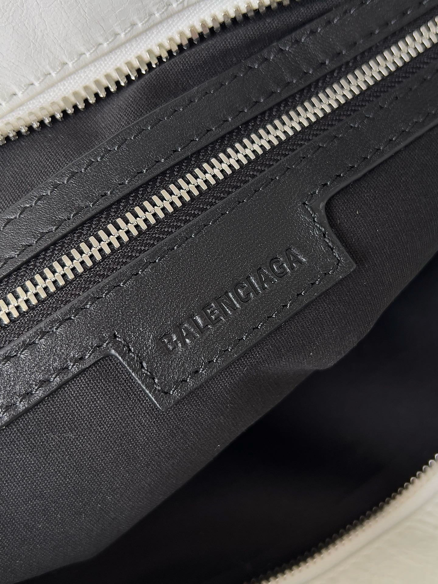 Knockoff Balenciaga Le City Medium Bag White Arena Lambskin