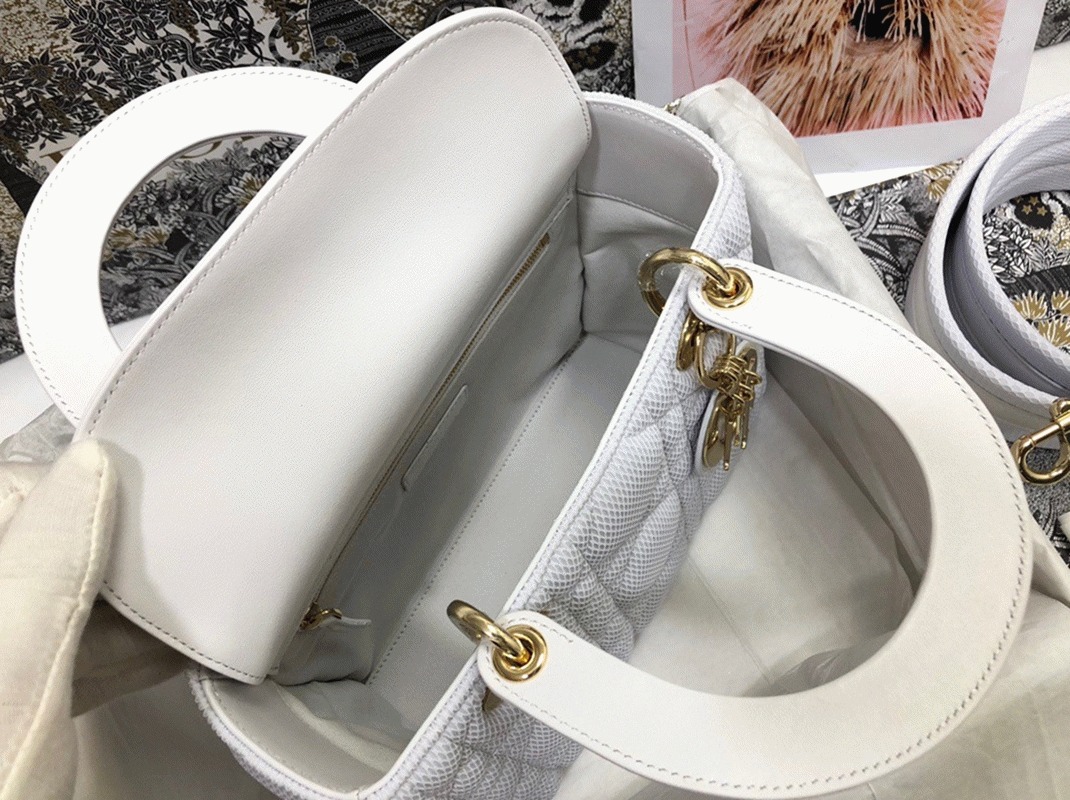 Dior Lady D-Lite Medium Bag Replica in White Macrocannage Technical Fabric