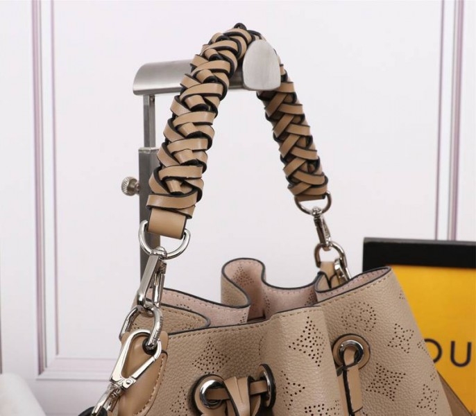 LV Mahina Muria Bag In Galet Gray