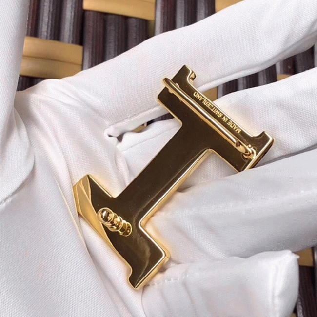 Knockoff Hermes Mini Constance belt buckle crafted in taupe epsom
