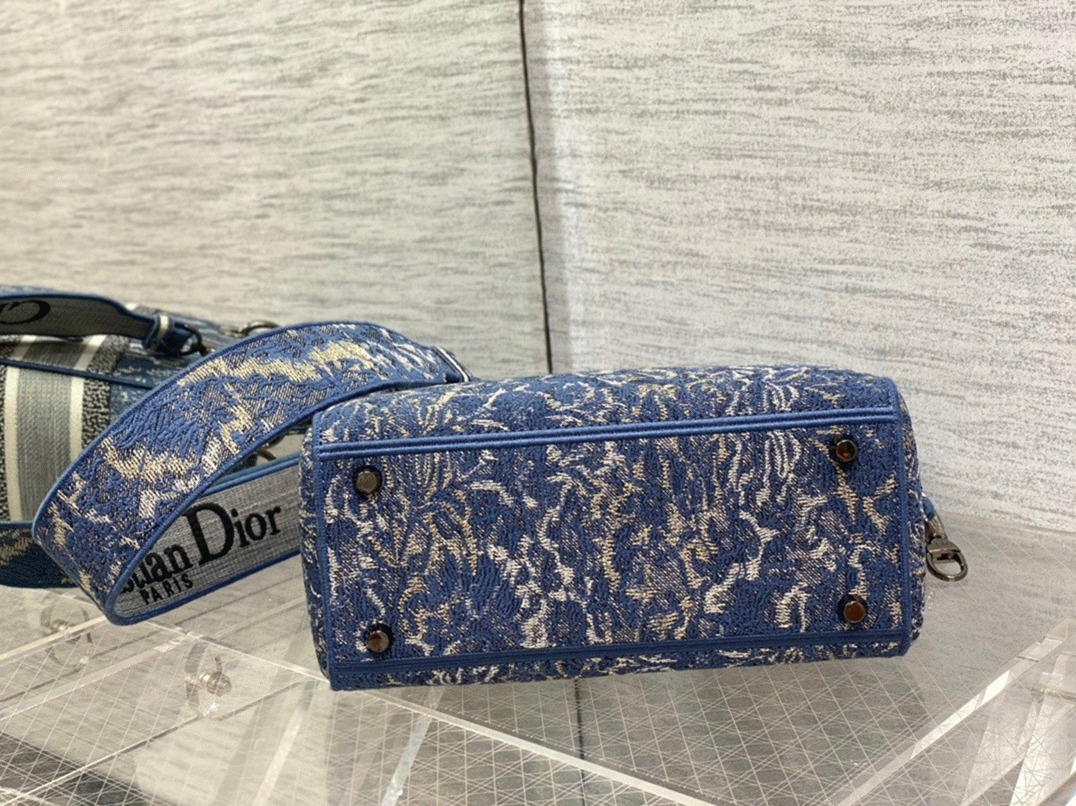Dior Lady D-Lite Medium Bag Replica in Blue Brocart Denim-Effect Embroidery