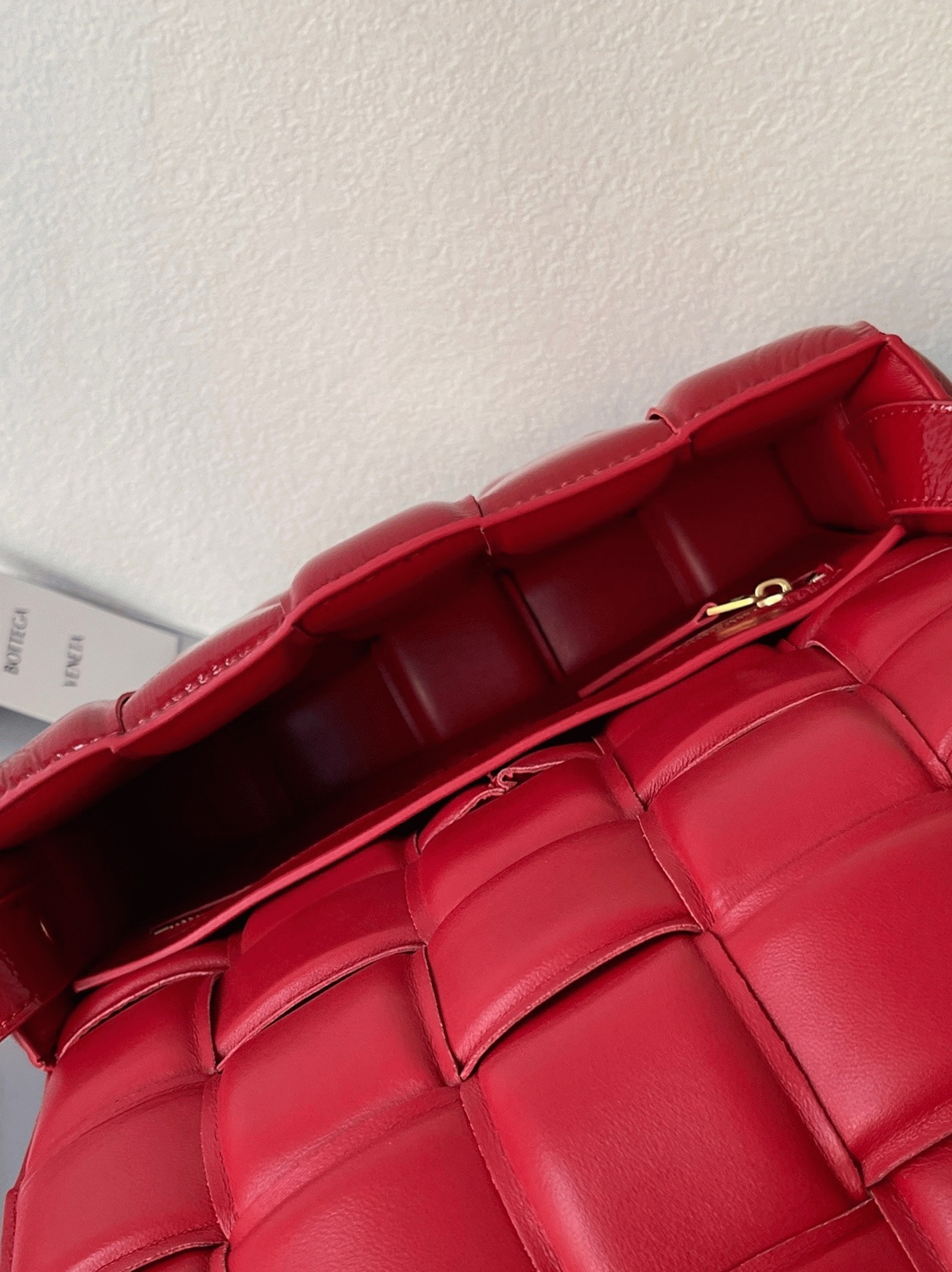 Top Quality Knockoff Bottega Veneta Padded Cassette Bag In Red