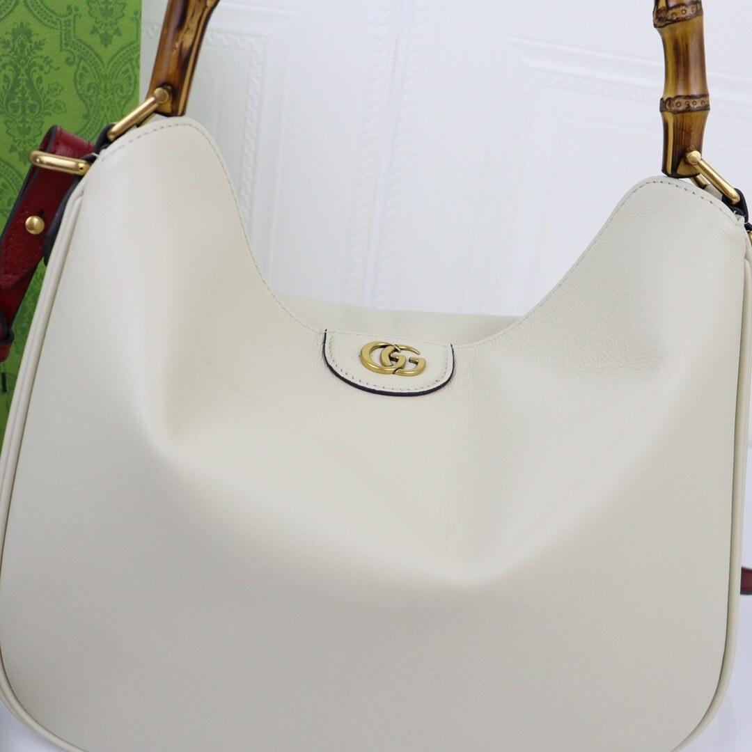 Gucci Diana Medium Shoulder Bag