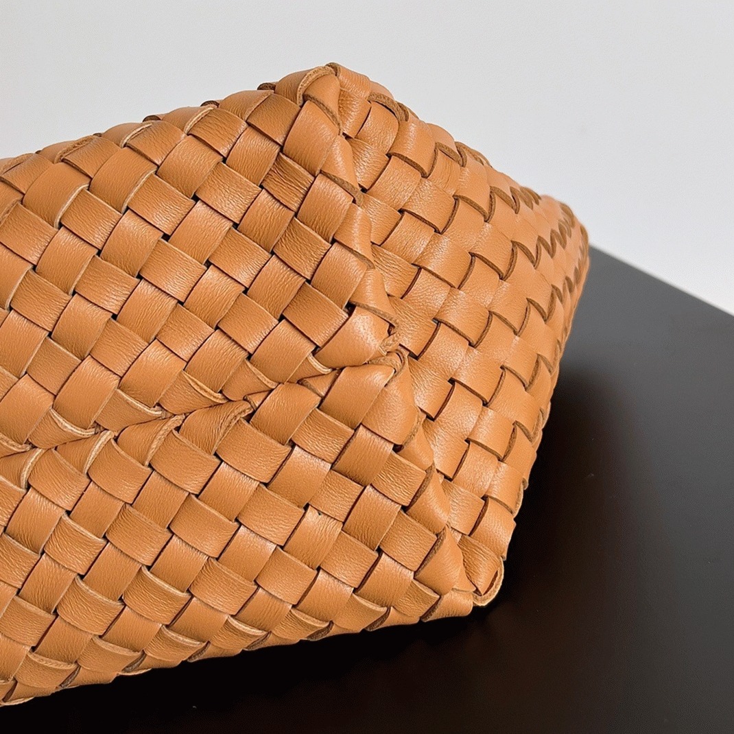 Top Quality Replica Bottega Veneta Cabat Mini Bag In Caramel Intrecciato Lambskin