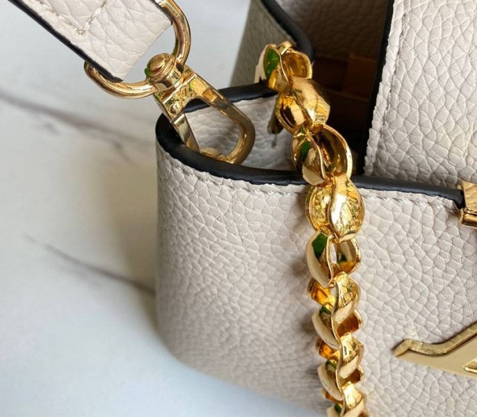 Louis Vuitton Capucines Mini Chain Bag In Beige