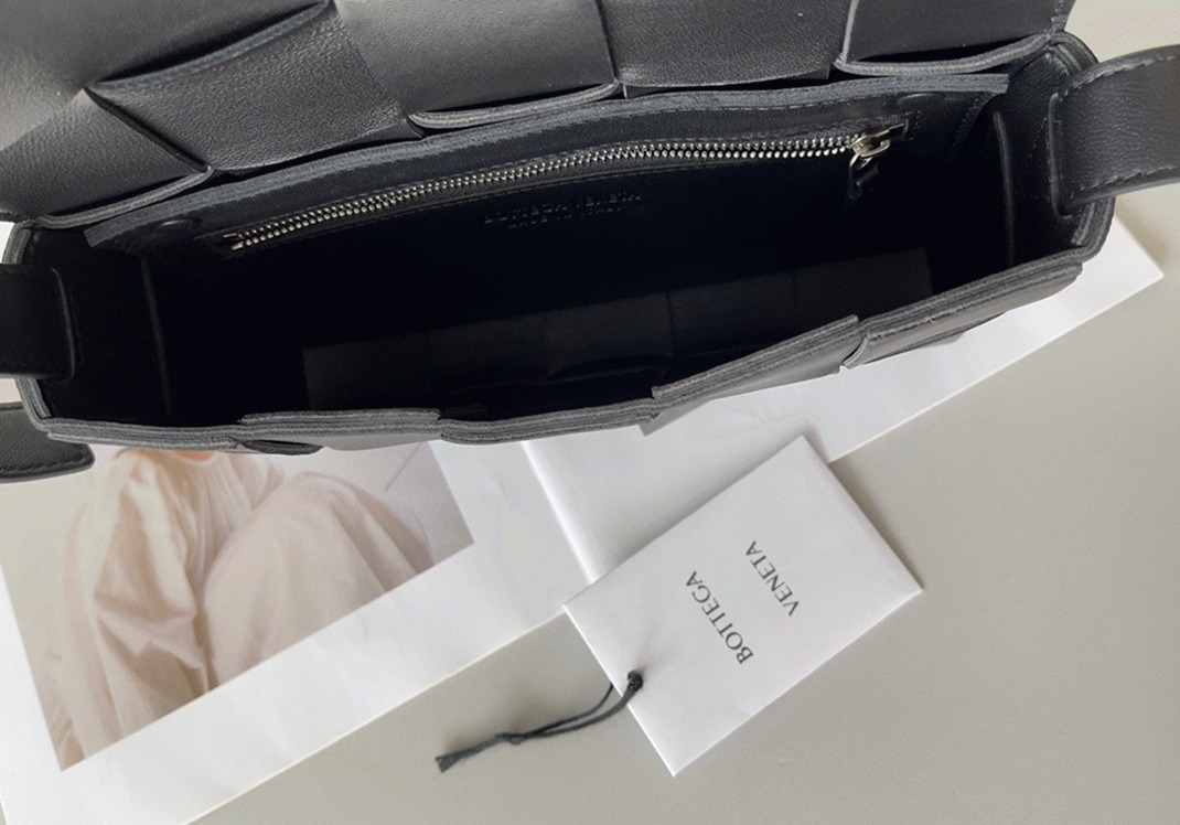 Top Quality Faux Bottega Veneta Cassette Bag In Black