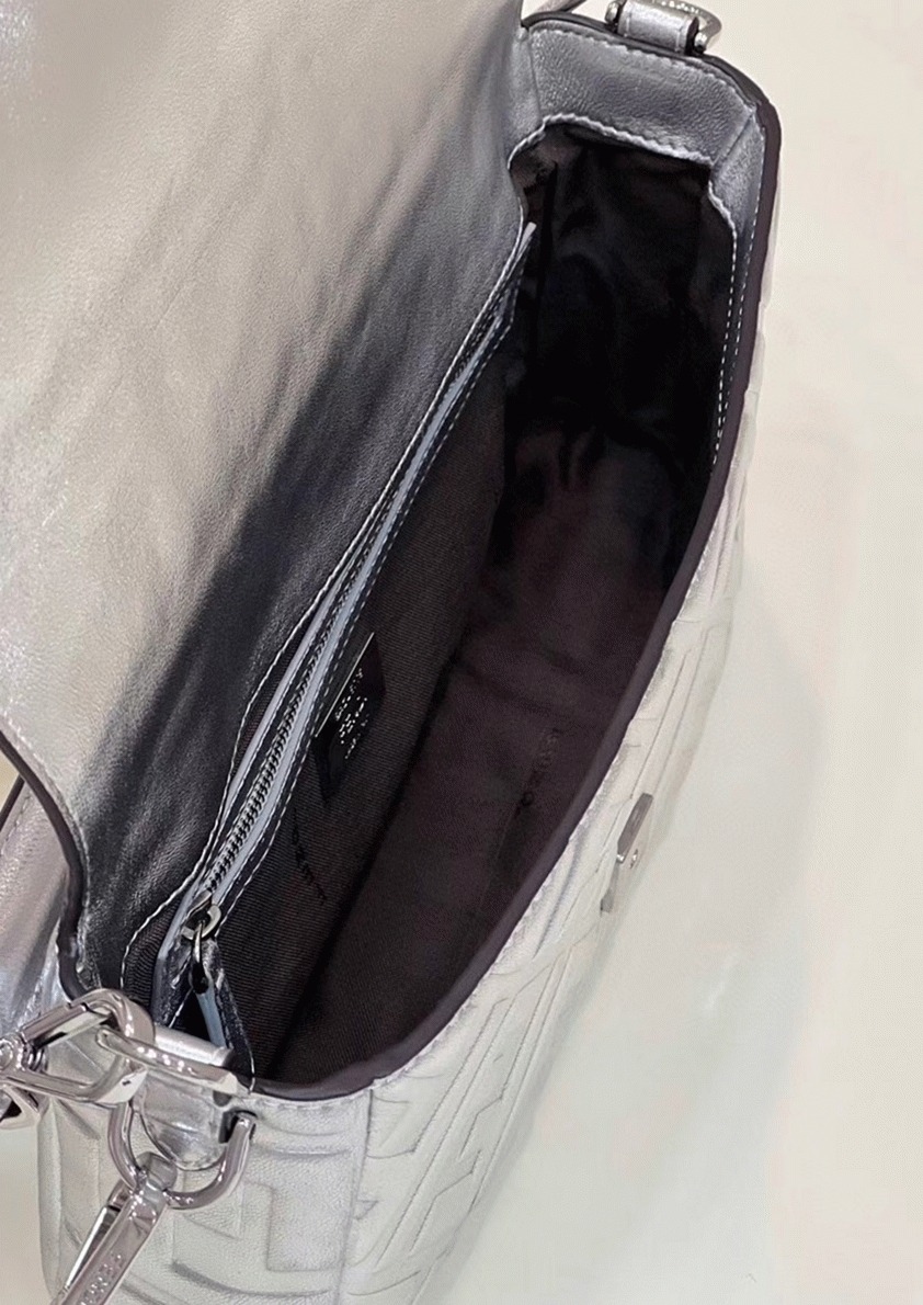Top Quality Fendi Medium Baguette Bag In Silver FF