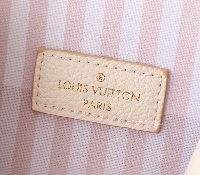 LV Metis Pochette Eden
